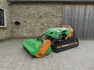 Mähraupe inkl. Mitarbeiter